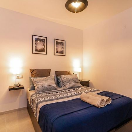 Lovely Cozy 2-Bedroom Residential Home With Patio Benalmádena Exterior foto